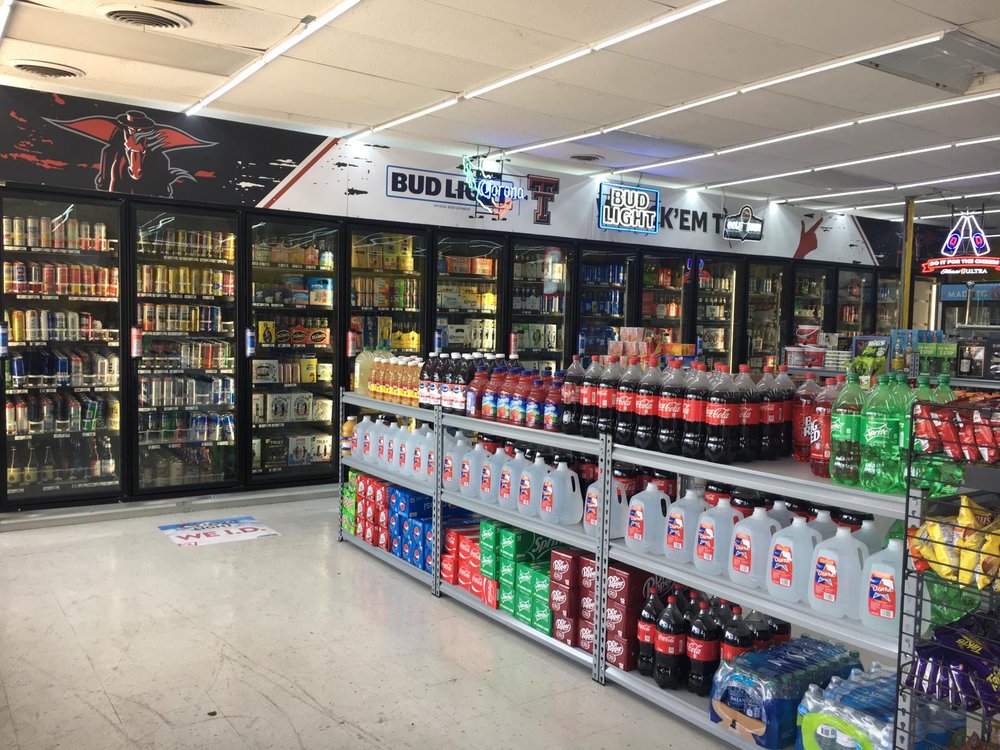 Raider Liquor 4th St