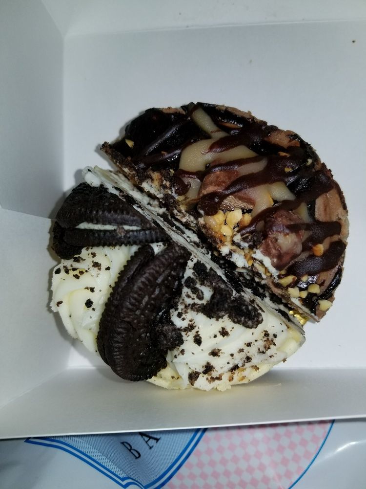 Half Oreo and Snickers Cheesecake&hellip; Yelp