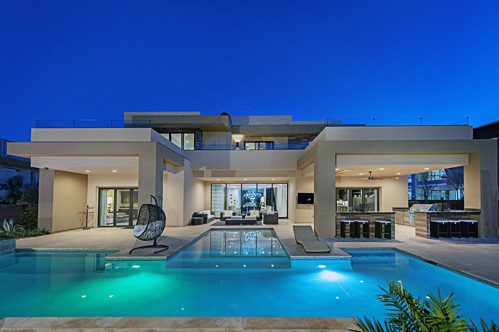 Tom Nguyen - Trend 2000 Real Estate