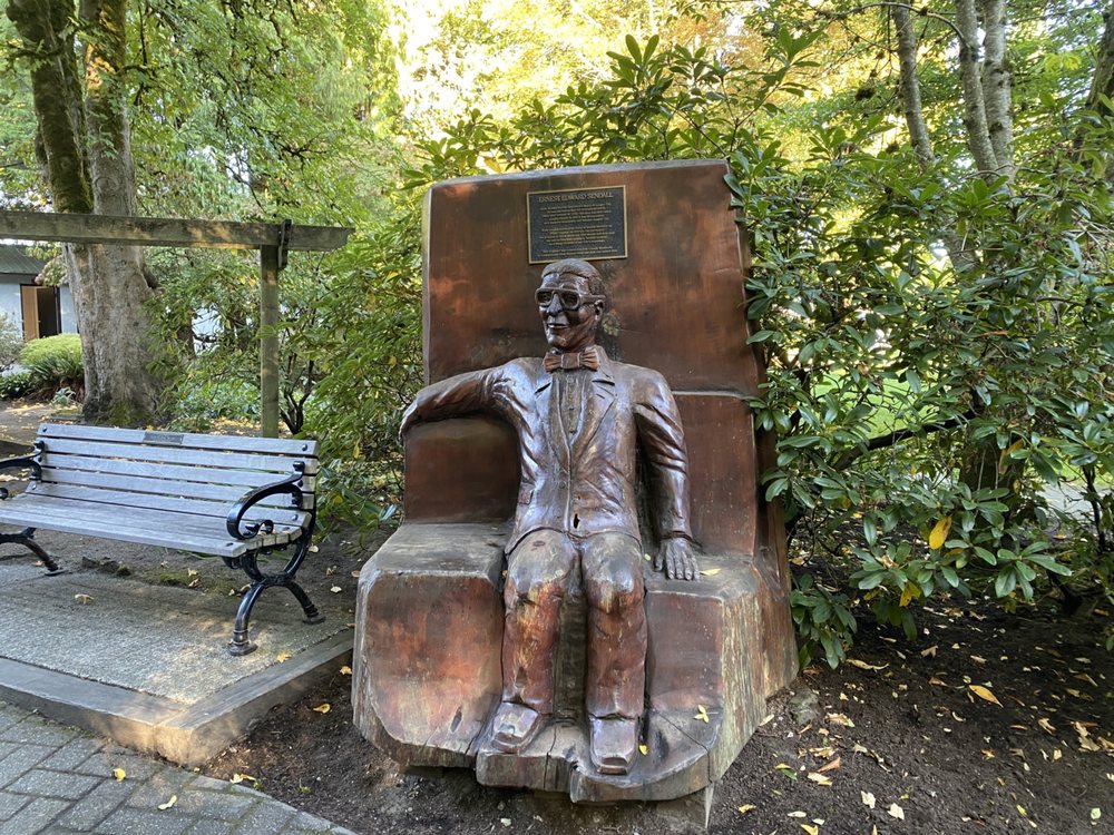 Sendall Gardens