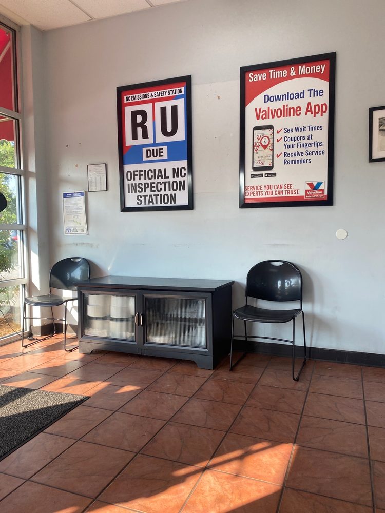 Valvoline Instant Oil Change