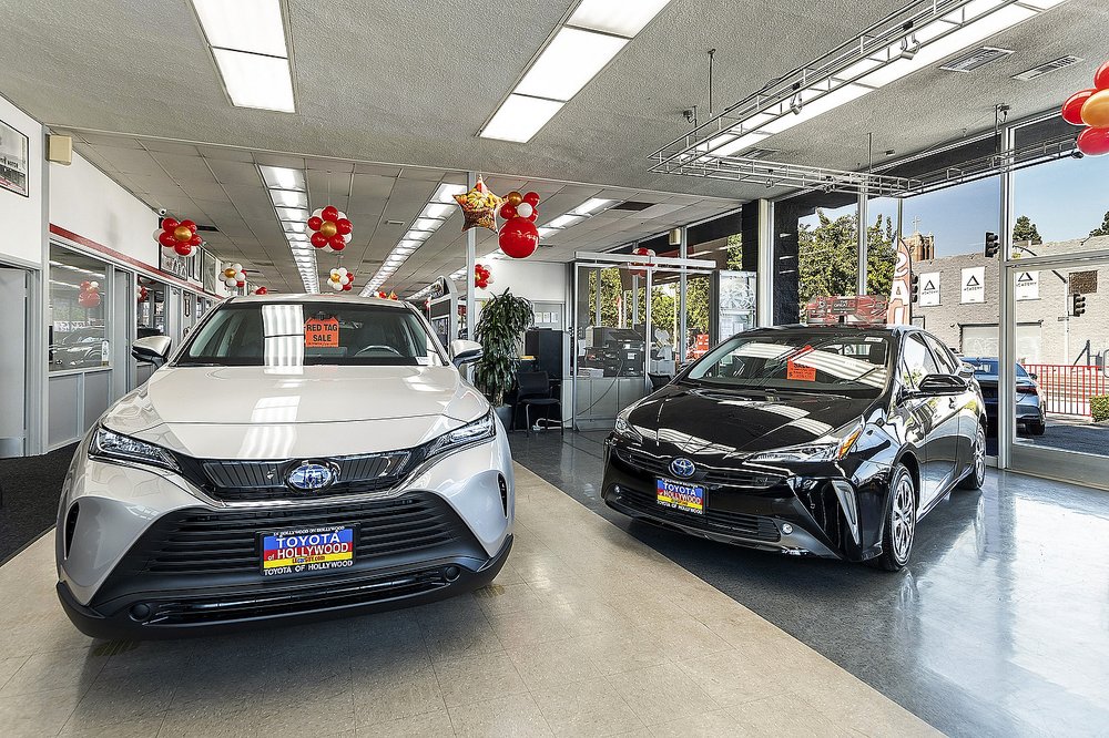 Toyota of Hollywood