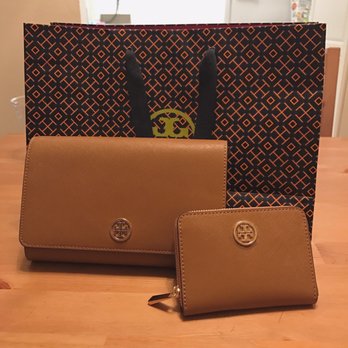 Tory Burch 44 Photos 63 Reviews Shoe S 48650