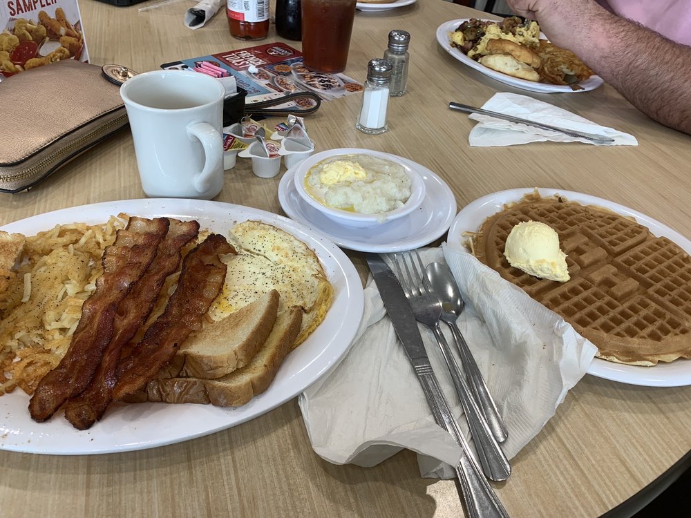 Huddle House Huddle House