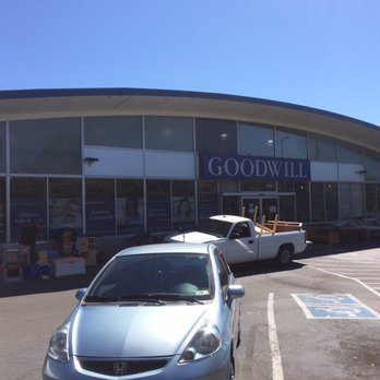 goodwill ballard 13 photos 161 reviews thrift stores 6400
