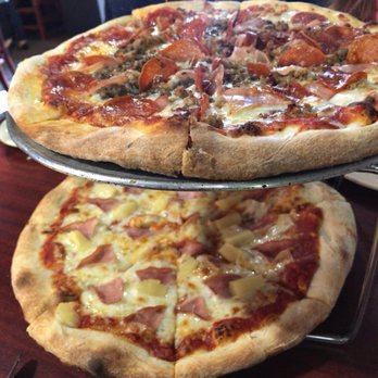 Vaughn S Pizzeria And Draft House 28 Photos 43 Reviews Pizza