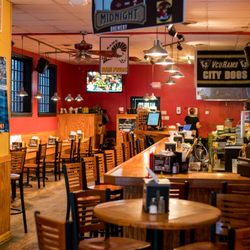 City Dogs Order Food Online 85 Photos 129 Reviews Hot Photo Of City Dogs Richmond Va United States
