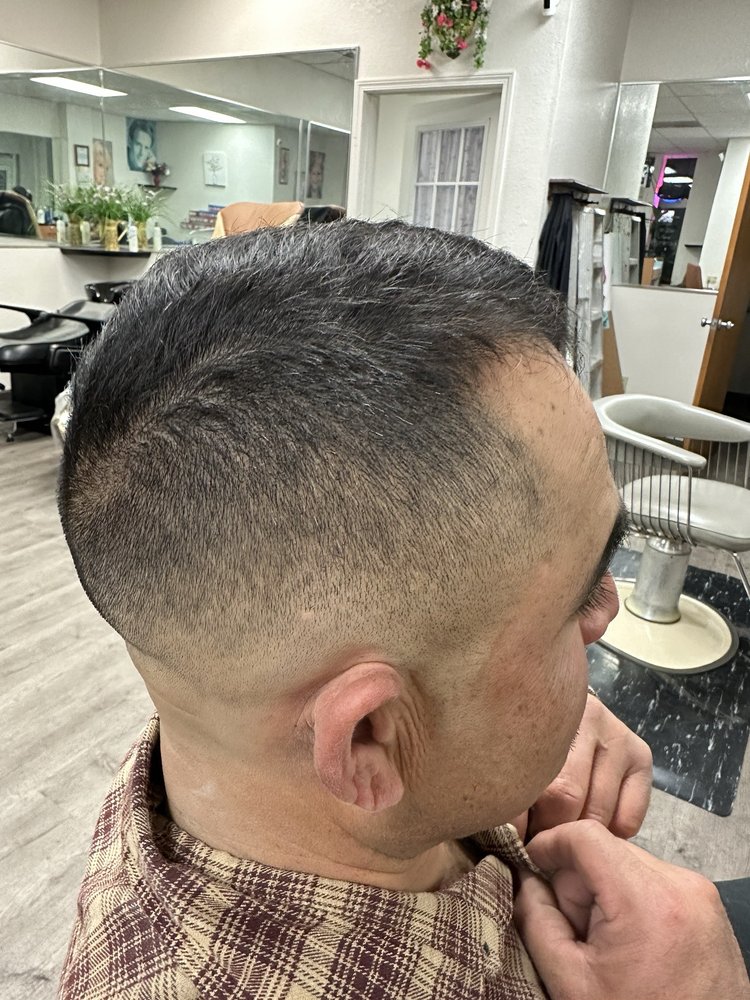 Pro Cuts Salon