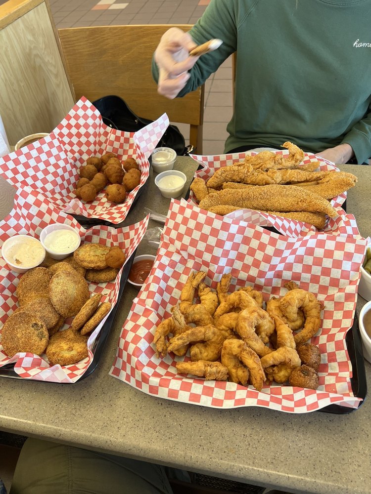 Sam’s Southern Eatery