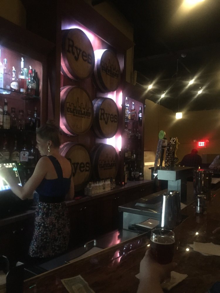 Ryes Craft Beer & Whiskey