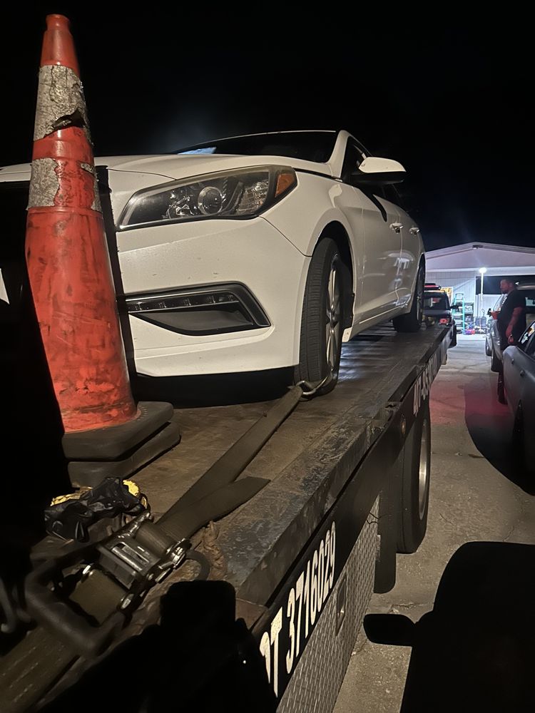 Rohena’s Towing