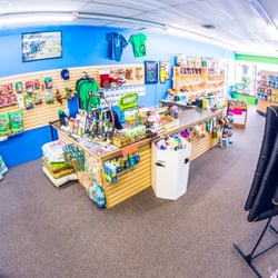 chow down pet supplies 19 photos pet stores 225 e aspen ave pet supermarket corporate office