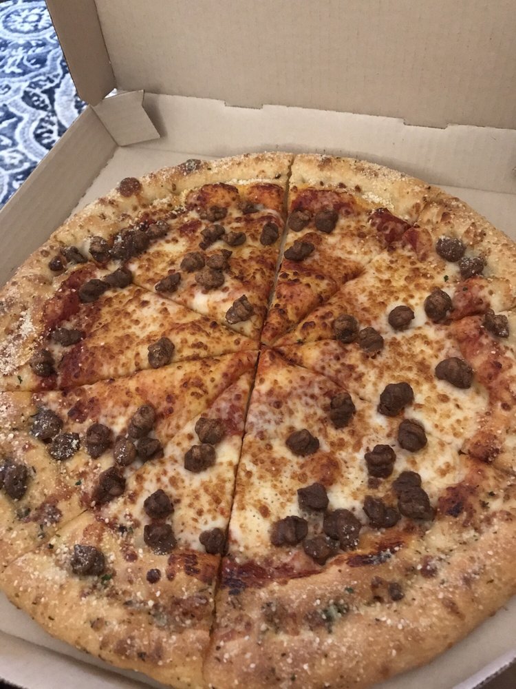 Pizza Hut 12 Photos & 11 Reviews Pizza 1398 Thompson Bridge Rd