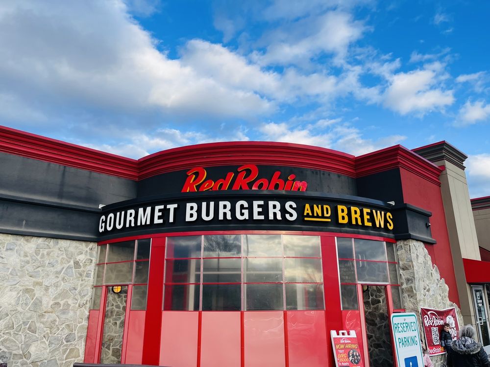 Red Robin Gourmet Burgers and Brews
