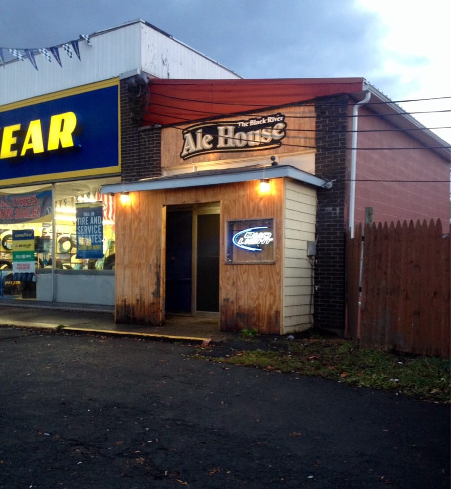 Black River Ale House Pizza 1747 Black River Blvd N, Rome, NY