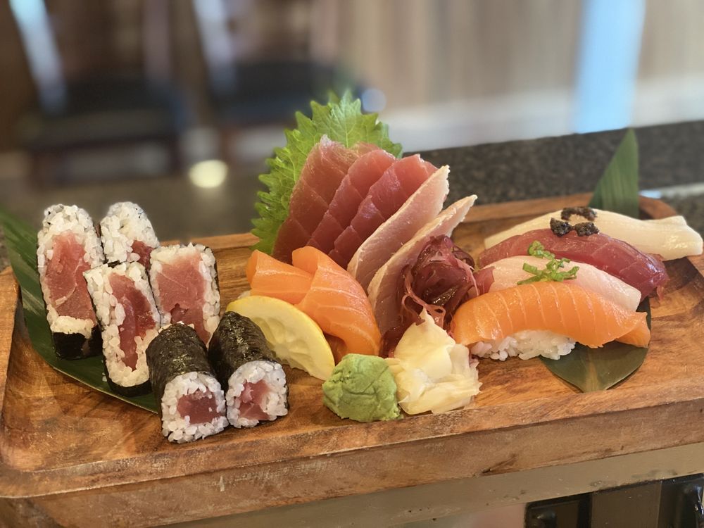 Mahzu Sushi & Grill