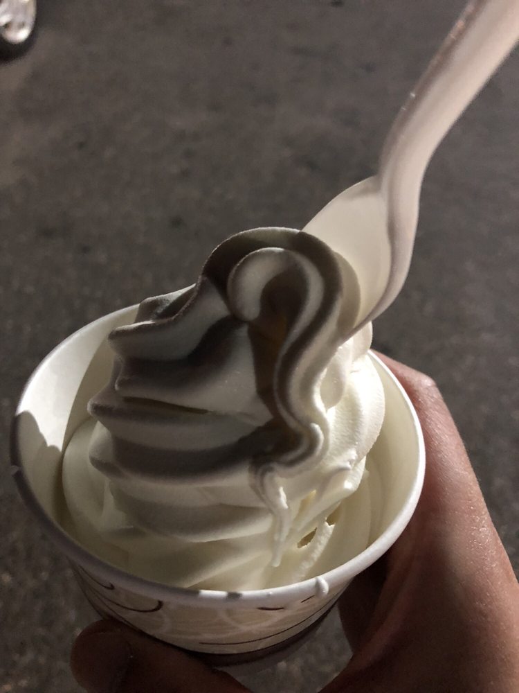 Frosty Freeze Ice Cream & Frozen Yogurt 510 American Legion Hwy, Roslindale, Roslindale, MA