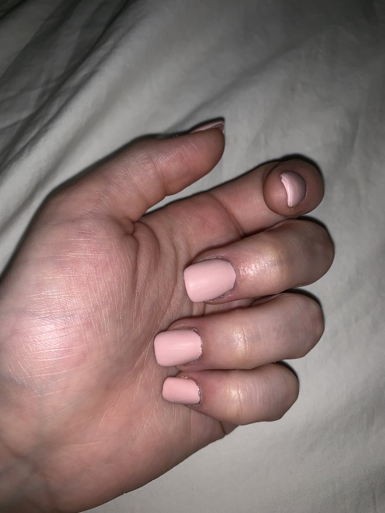 Curve Nails