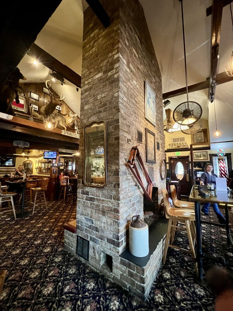 Iron Bridge Inn