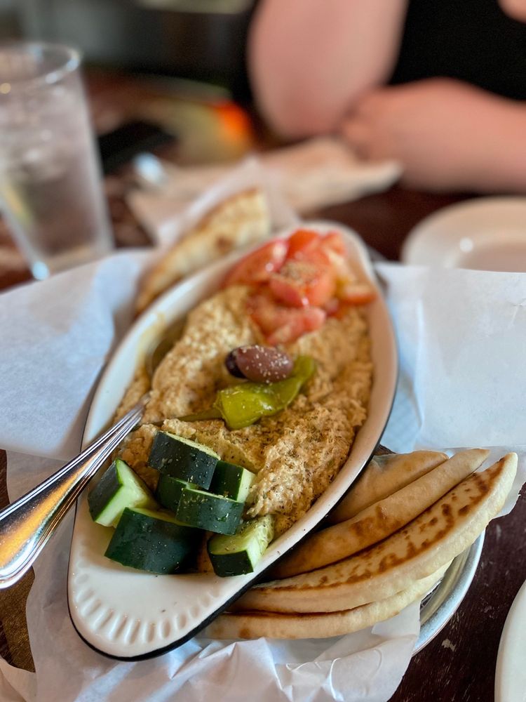 Giorgio's Greek Cafe & Pizzeria