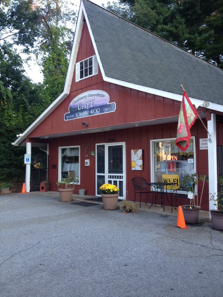Blackberry Mountain Cafe 11 Reviews Cafes 1908 Haywood Rd