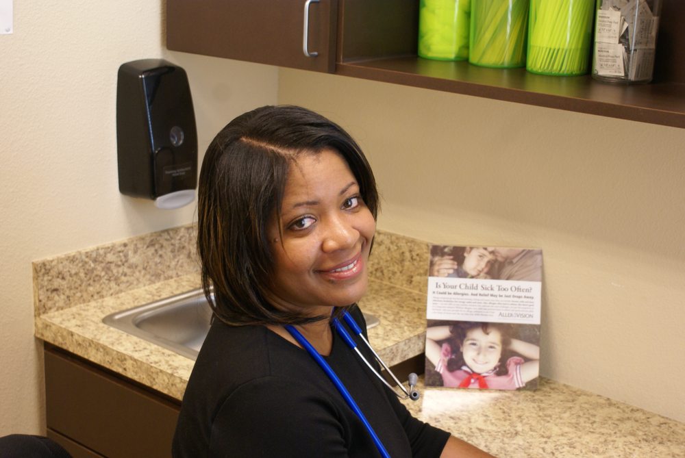 image of business Heights Pediatrics
