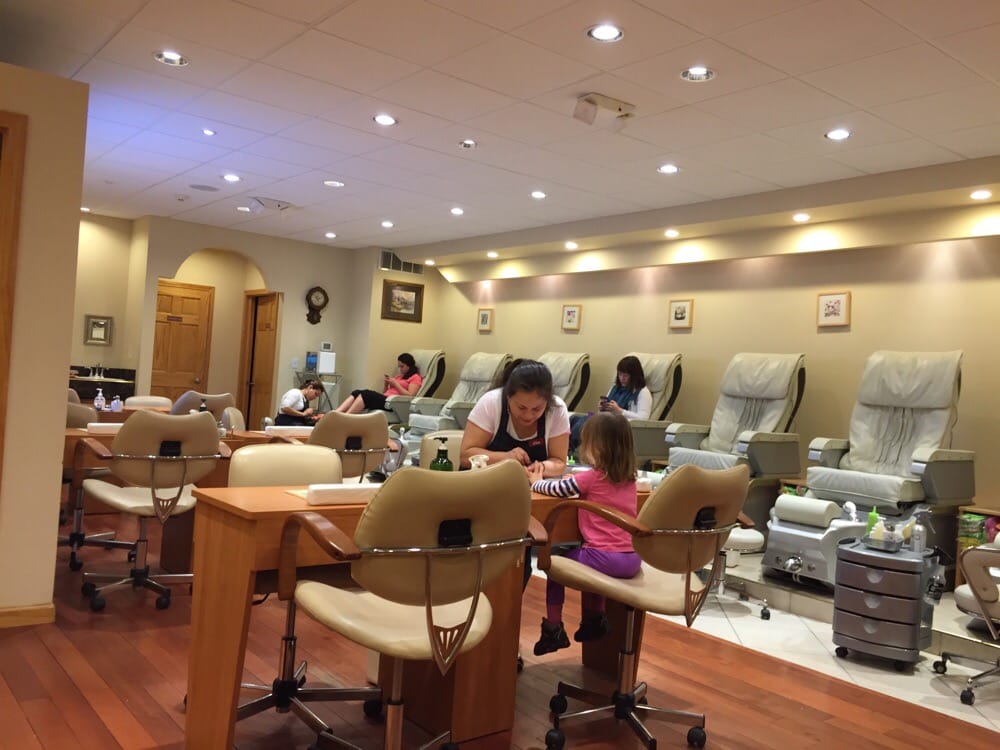 Sandy Two Nails & Spa 23 Reviews Nail Salons 265 Federal Rd