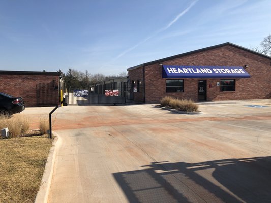 U-Haul Neighborhood Dealer