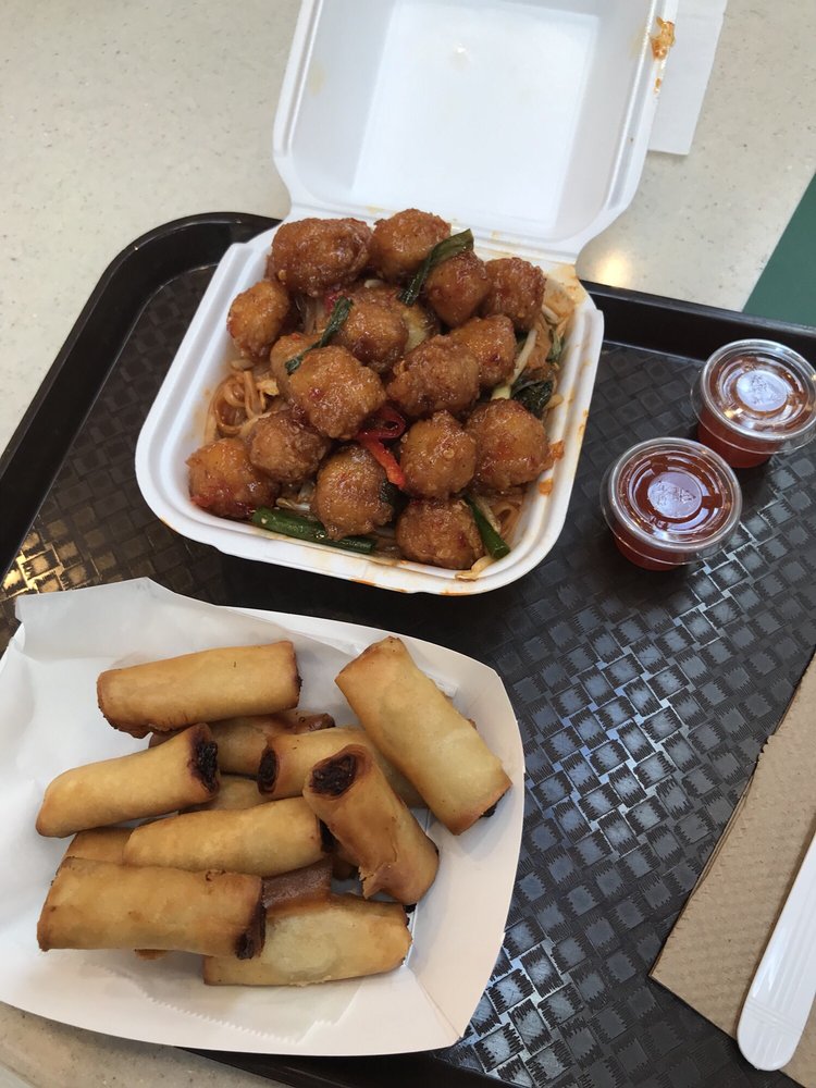 Tom Yum Thai Kitchen