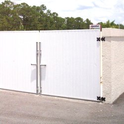 Carter Fence Co 37 Photos Fences Gates 3490 Shearwater St Photo Of Carter Fence Co Naples Fl United States