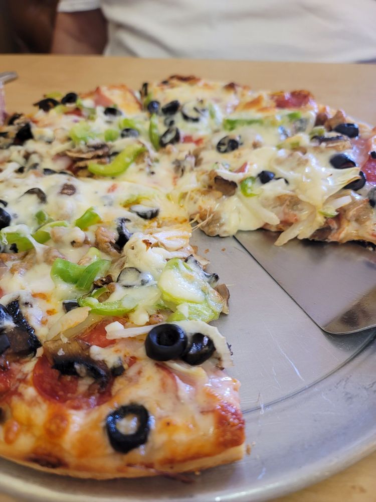 House of Pizza