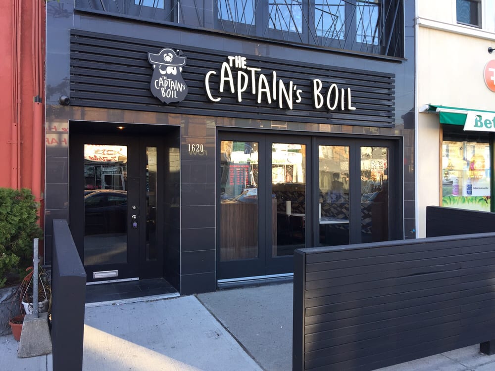 The Captain’s Boil Seafood Mount Pleasant and Davisville Toronto