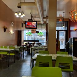 Tabaq Restaurant Order Food Online 108 Photos 148 Reviews Photo Of Tabaq Restaurant Chicago Il United States Curtain For