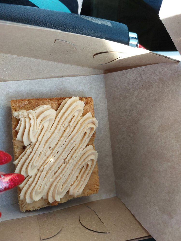 SWEETS Pastry & Fudge