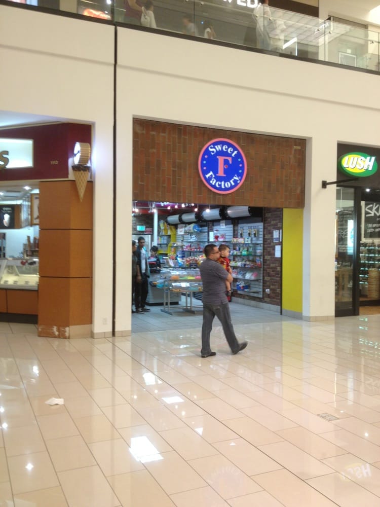 Sweet Factory CLOSED Candy Stores 2148 Glendale Galleria