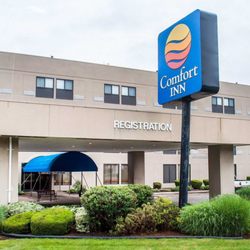 Comfort Inn 19 Photos Hotels 1000 Upper Front St Binghamton Photo Of Comfort Inn Binghamton Ny United States