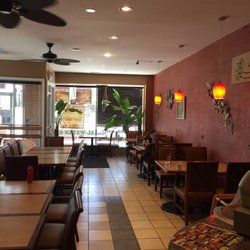 Al Watan Grill Order Food Online 91 Photos 107 Reviews Photo Of Al Watan Grill Skokie Il United States Dining Area