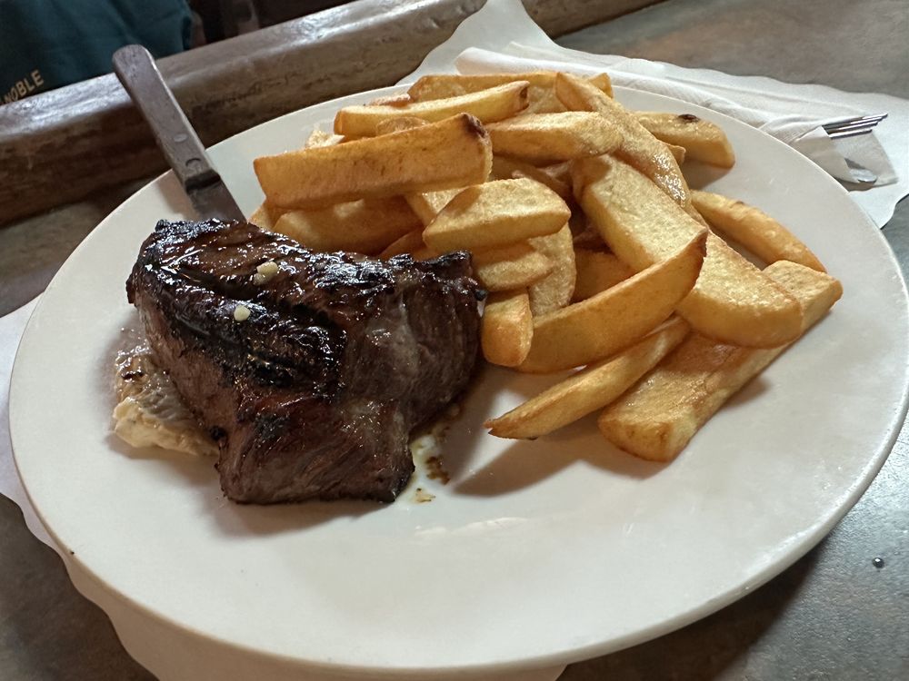 PJ's Restaurant