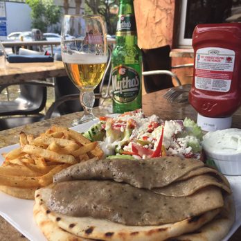 trata greek taverna