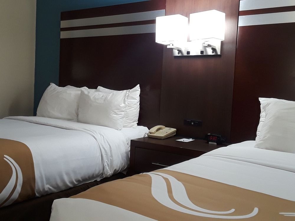 Quality Inn & Suites Quakertown-Allentown Photo