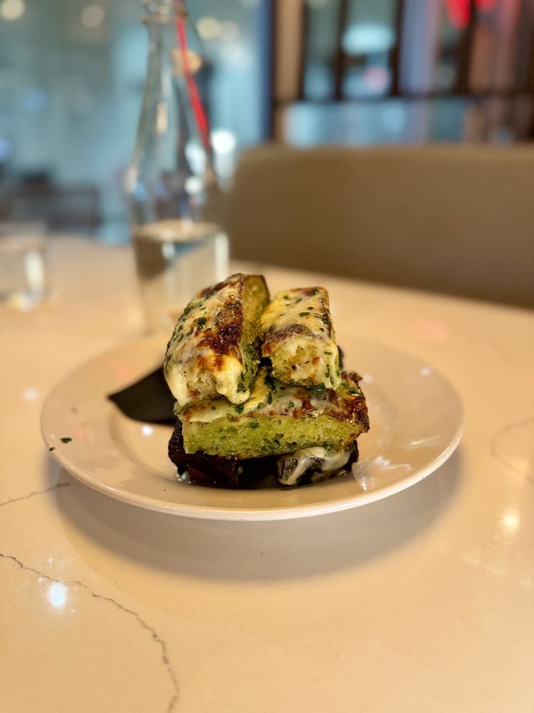 Emmy Squared Pizza - Fort Lauderdale