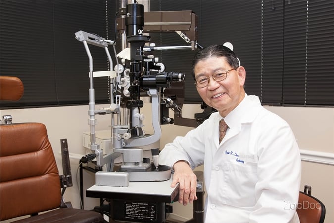 David K Chow, MD