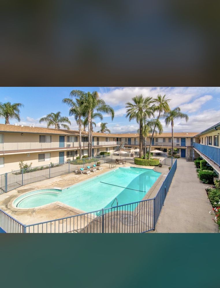 Covina Palms Apartments