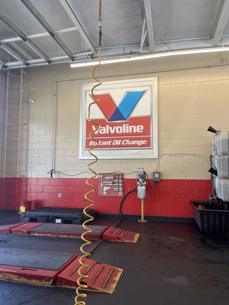 Valvoline Instant Oil Change