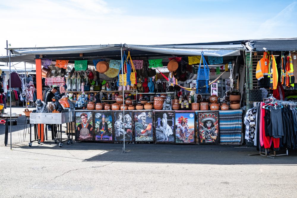 Denio's Roseville Farmers Market & Swap Meet