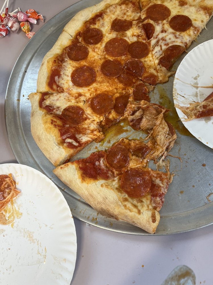 B&A Paradise Pizzeria & Restaurant