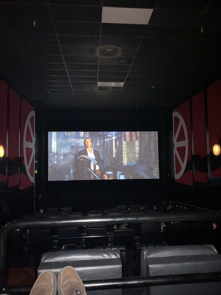 Marquee Cinemas - Coralwood 10