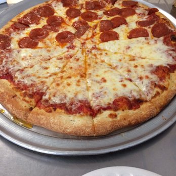 Rocco S Pizza 24 Photos 70 Reviews Pizza 205 W