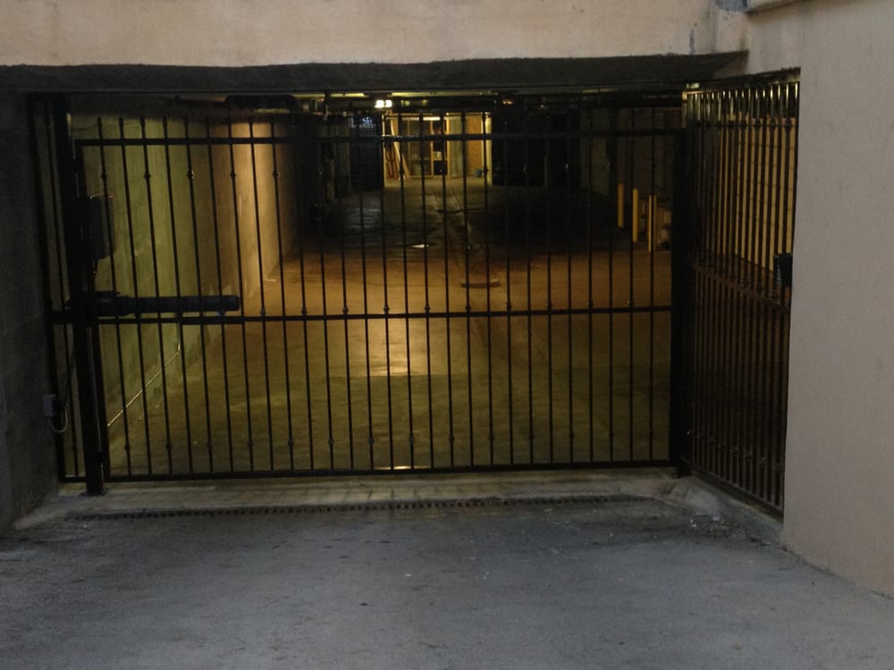 Installation Of New Gate Fence And Opener In Apartment Building Photo Of Viper Garage Doors Gates Fences Los Angeles Ca United States