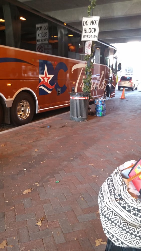 Vamoose Bus